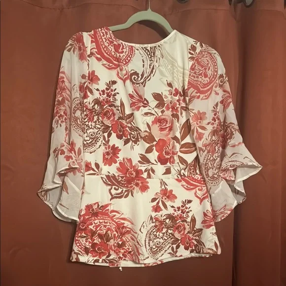 PerSeption Concept White Cream Bell Sleeve Wrap Top - Picture 3 of 4